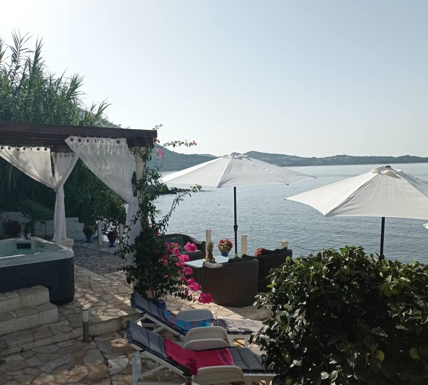 Villa Leonardo Млини Екстериор снимка