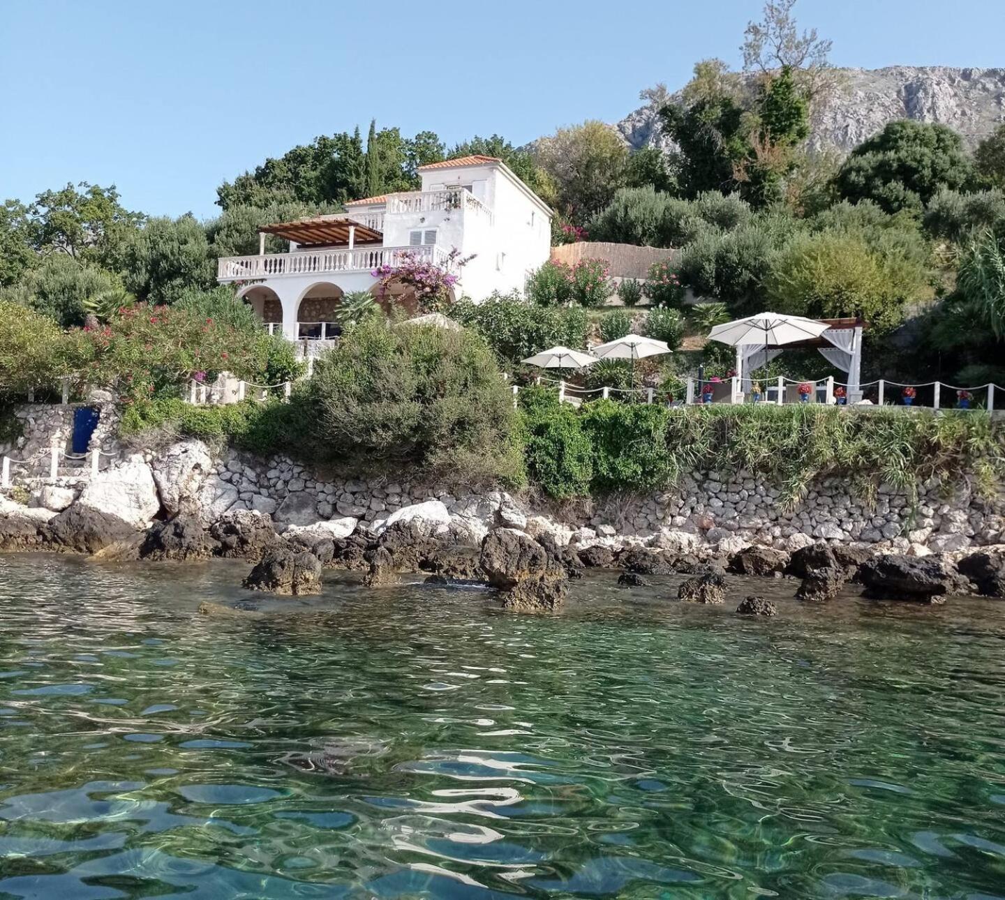 Villa Leonardo Млини Екстериор снимка