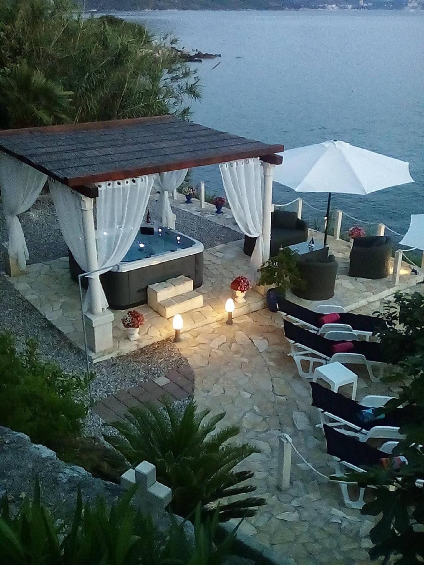 Villa Leonardo Млини Екстериор снимка